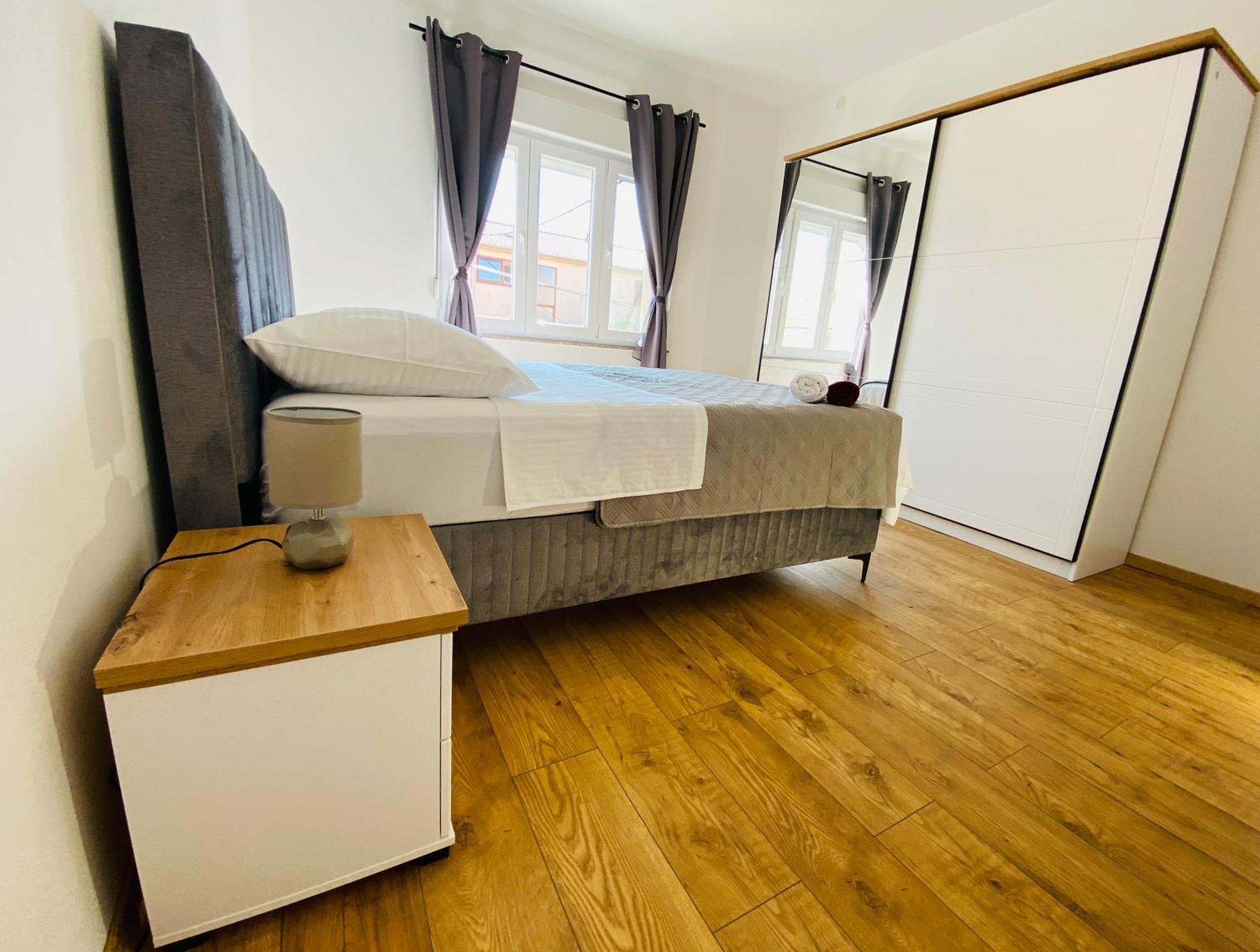 West Apartments Zára Kültér fotó