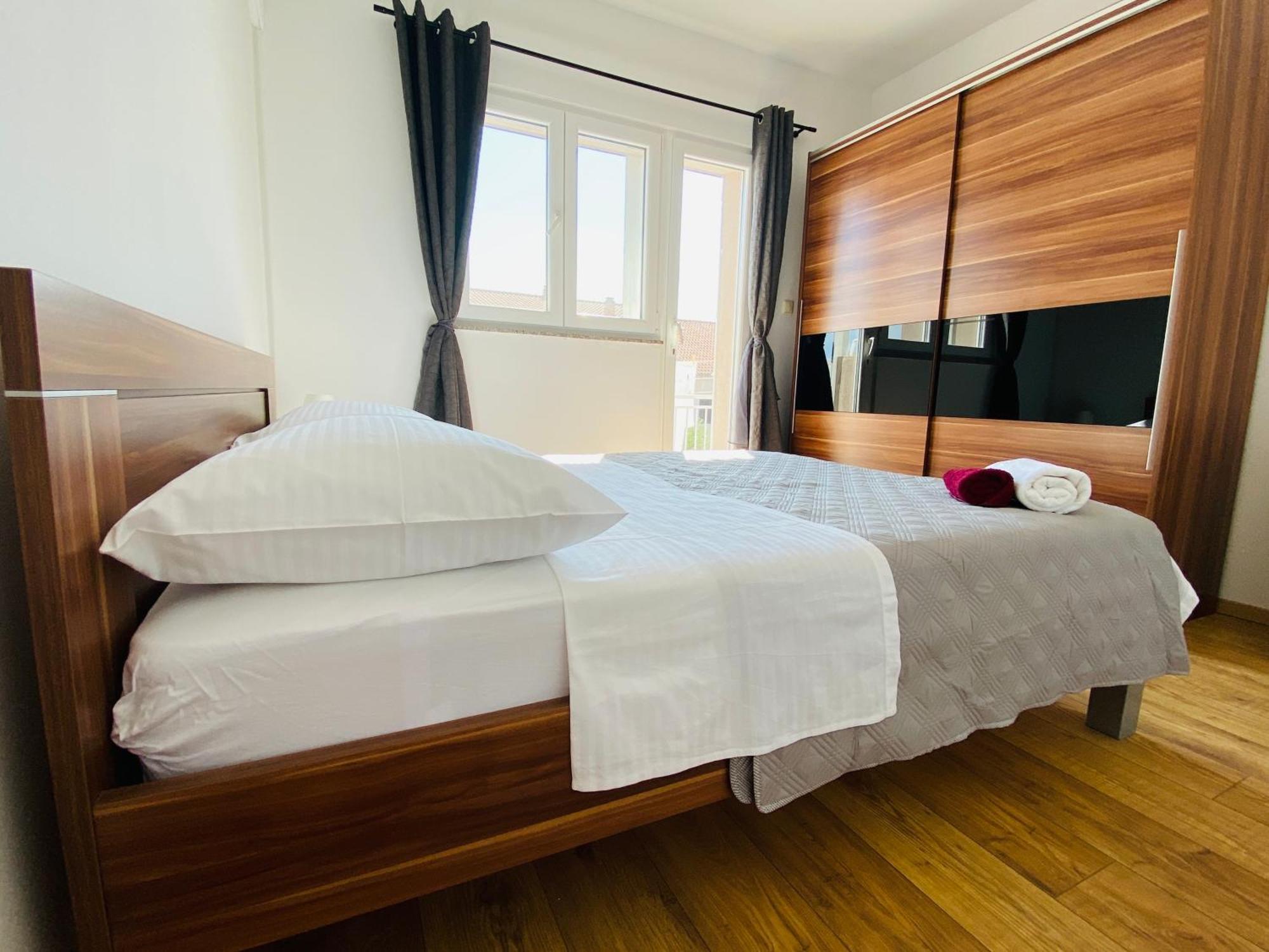 West Apartments Zára Kültér fotó